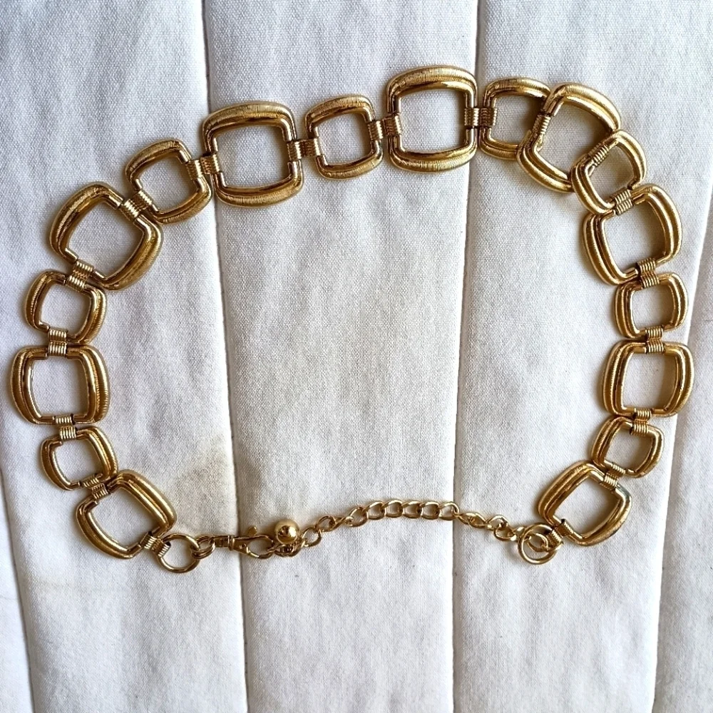 Vintage Elegant Gold Link Women's Belt